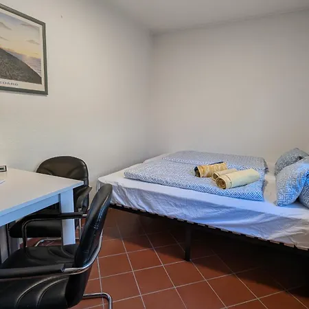 بيت ضيافة Harmonie Im Gruenen - Charmantes Erdgeschoss Privatzimmer Mit Gartenzugang