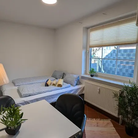 بيت ضيافة Harmonie Im Gruenen - Charmantes Erdgeschoss Privatzimmer Mit Gartenzugang 3*